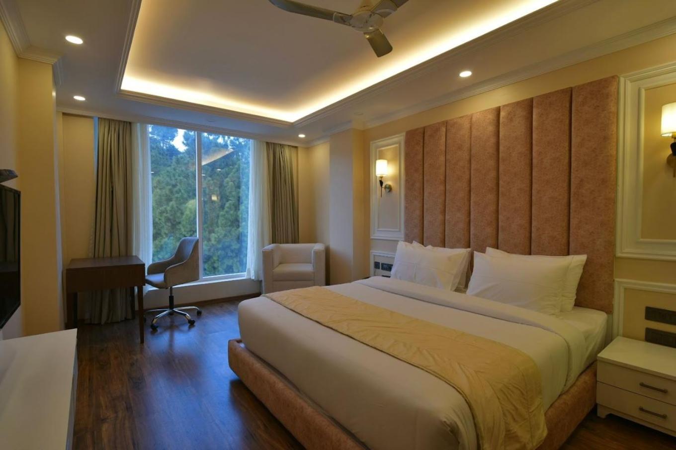 Claret Inn & Suites - ดัลเฮาซี ภายนอก รูปภาพ